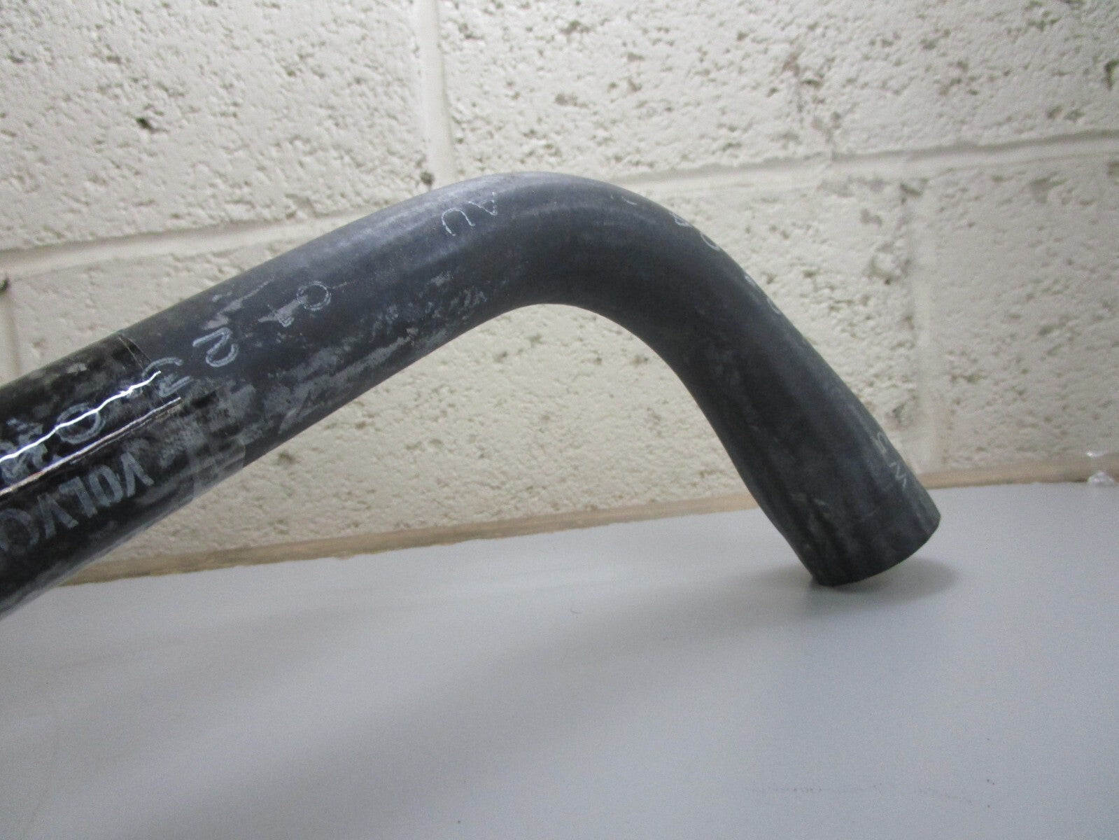 *NEW OEM* 0820 Volvo Penta Hose 3860847