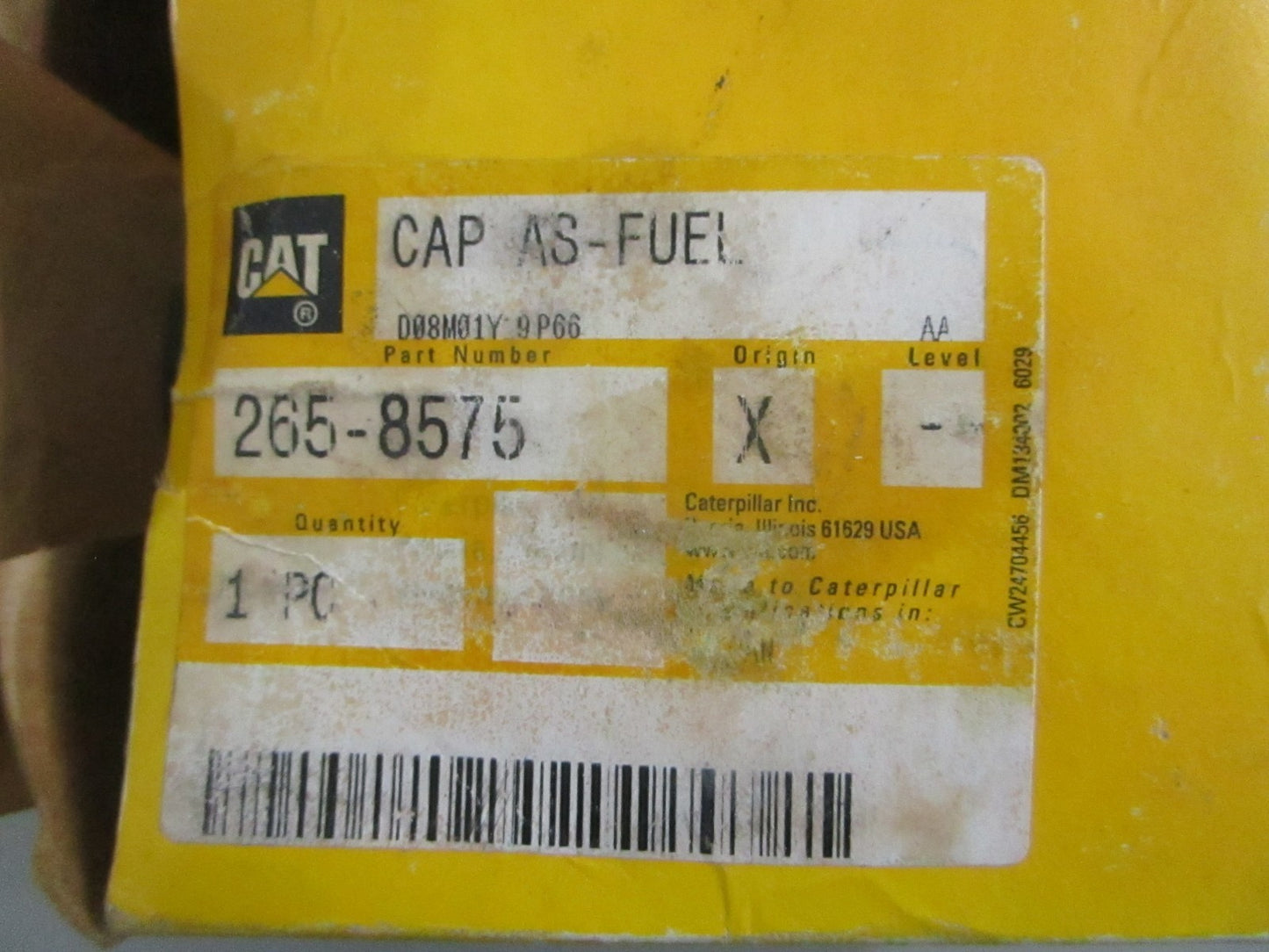 NEW OEM 265-8575 CAT Fuel Cap Assy 0820