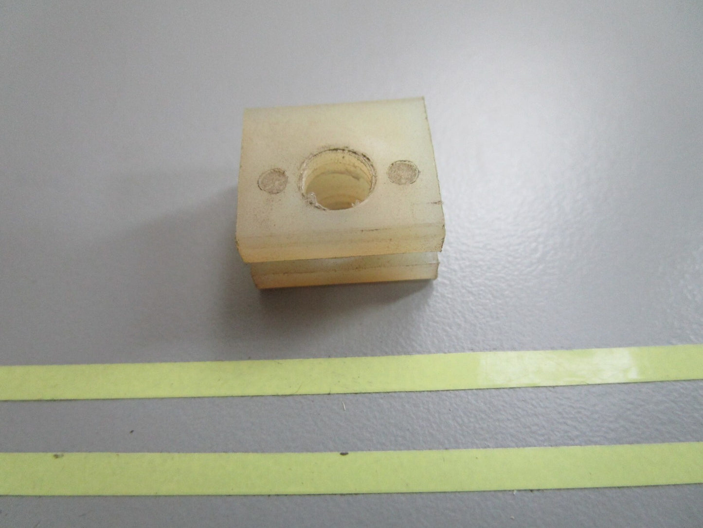 *NEW OEM* 0820 OMC Johnson Evinrude Retainer 308051 0308051