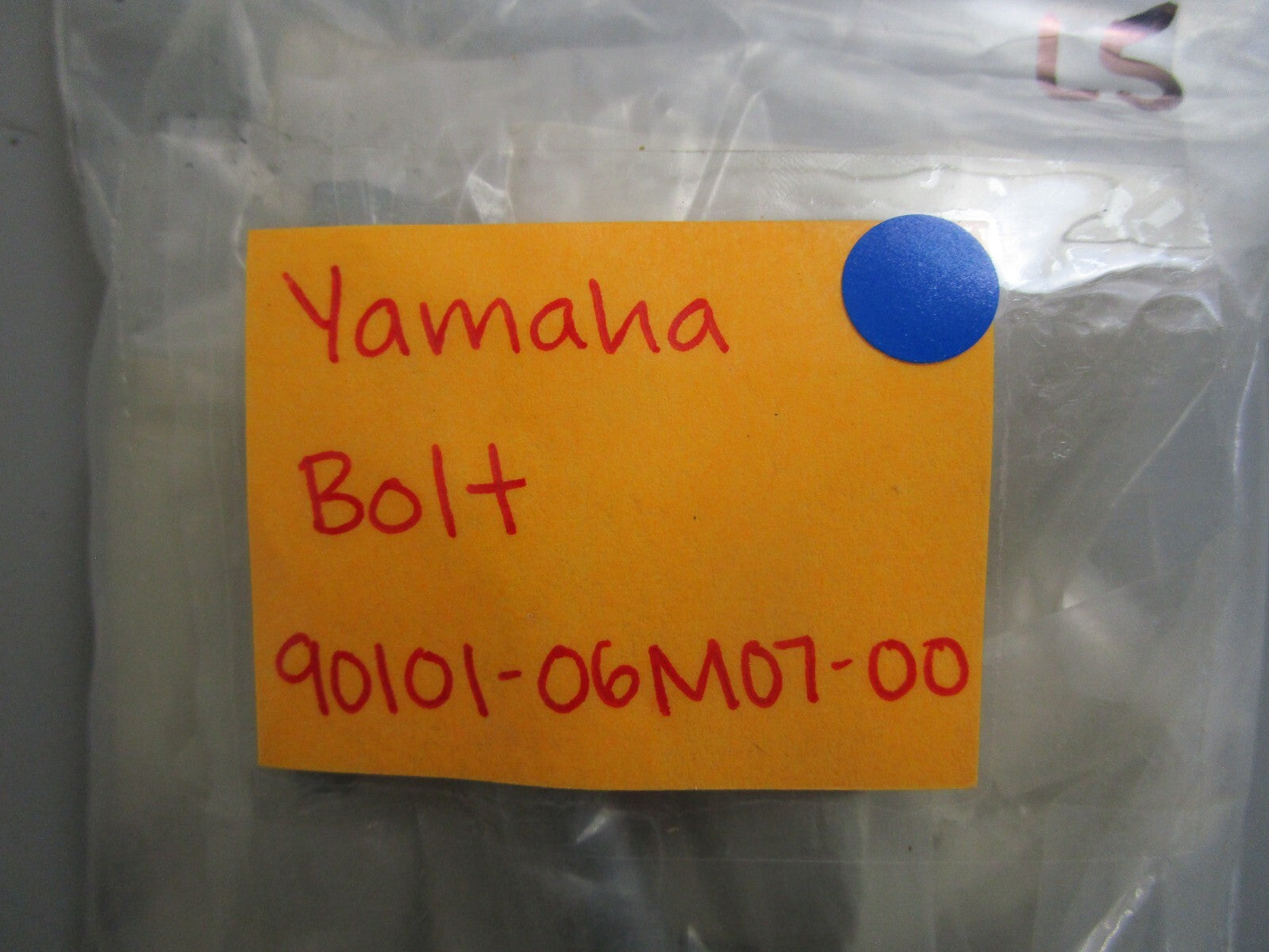 *NEW OEM* (LOT OF 5) 0820 Yamaha Bolt 90101-06M07-00