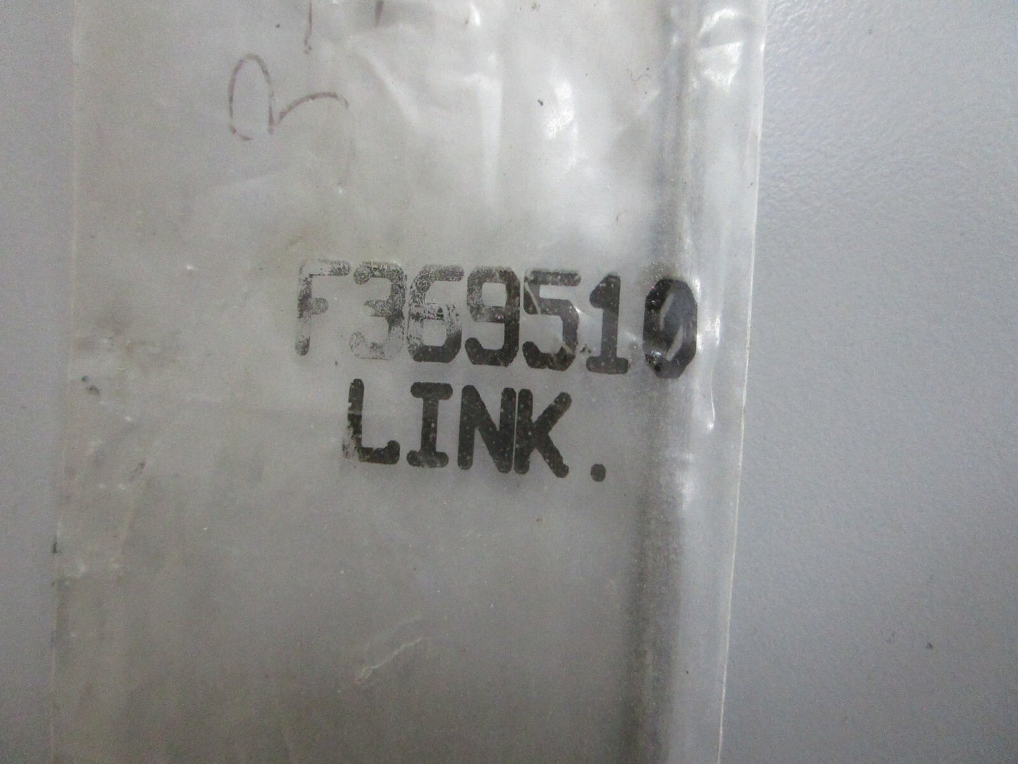 *NEW OEM* 0820 Mercury Force Link F369510