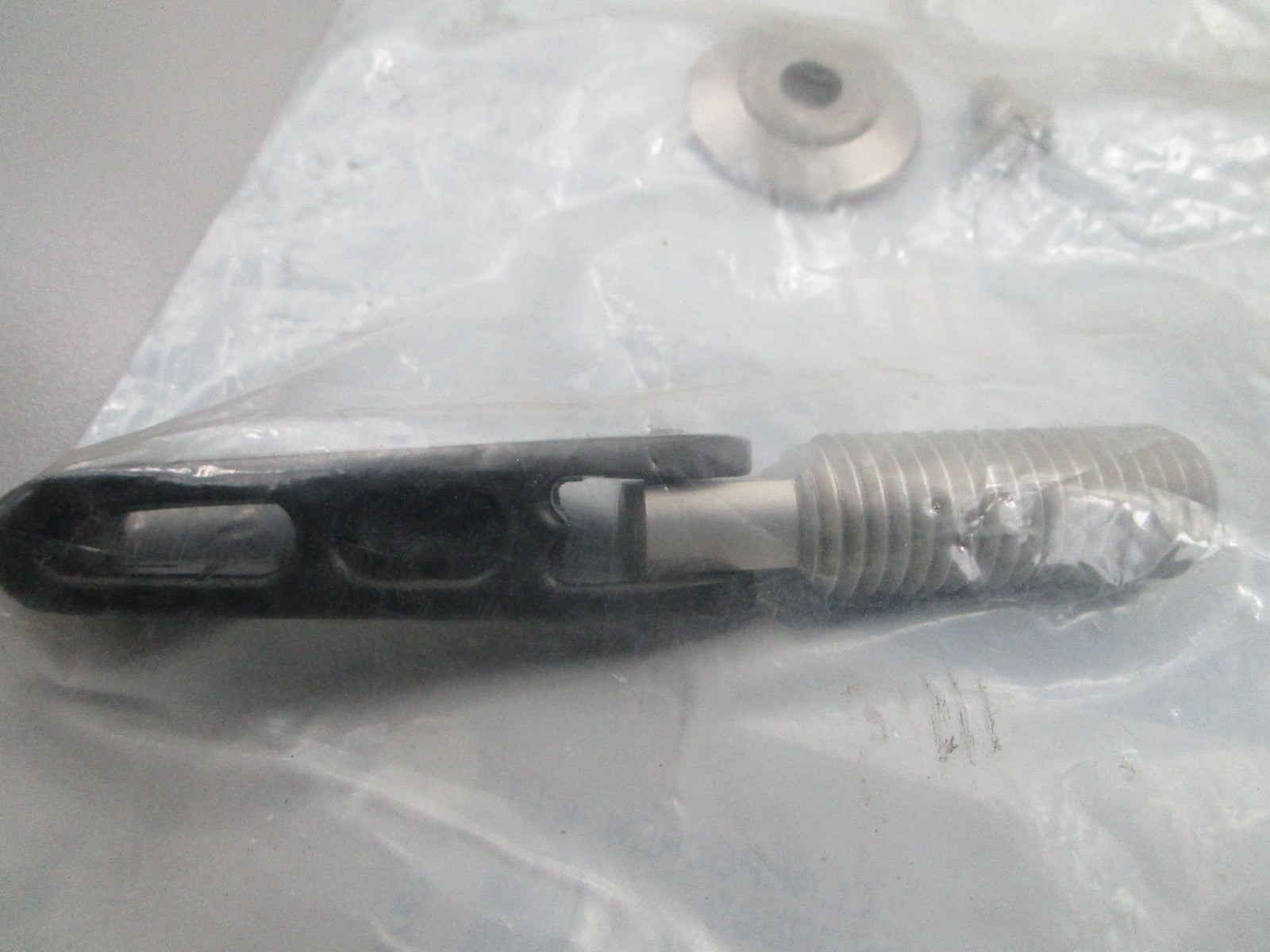 *NEW OEM* 0810 OMC Johnson Evinrude Clamp Screw Kit 388052 0388052