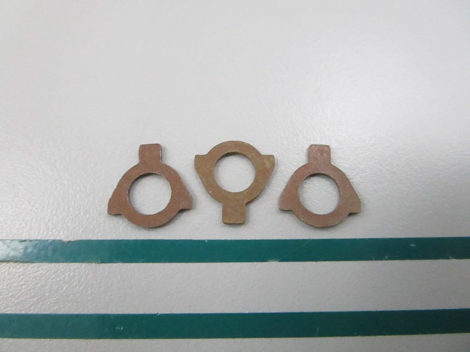 NEW OEM (LOT OF 3) 307578 0307578 OMC Johnson Evinrude Lock Plate 0810