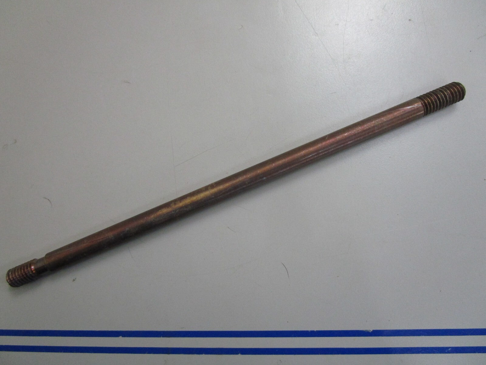 *NEW OEM* 0820 Mercury Force Gear Housing Stud F85006-1