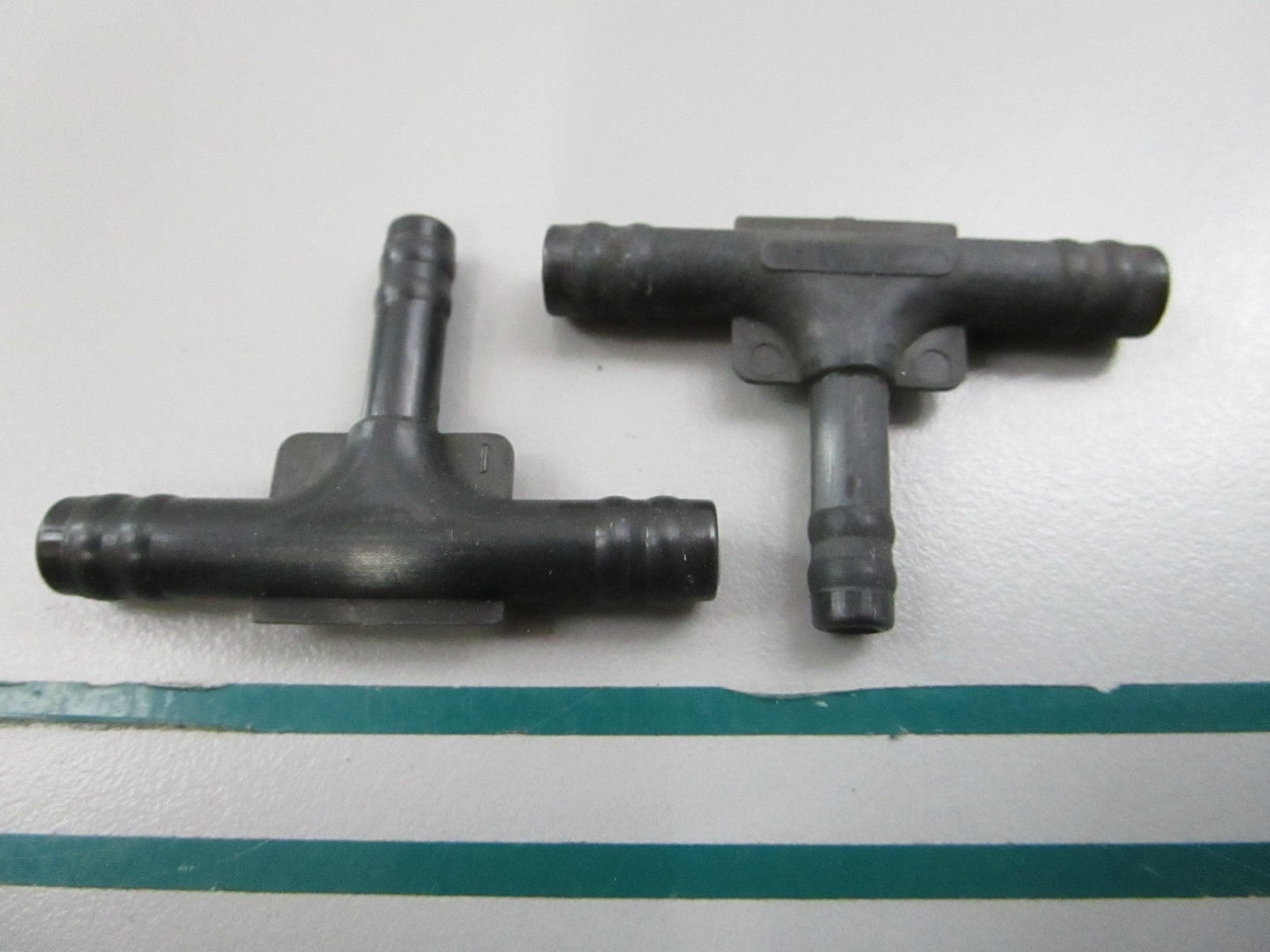 NEW OEM (LOT OF 2) 123553 0123553 OMC Johnson Evinrude Tee Connector 0810