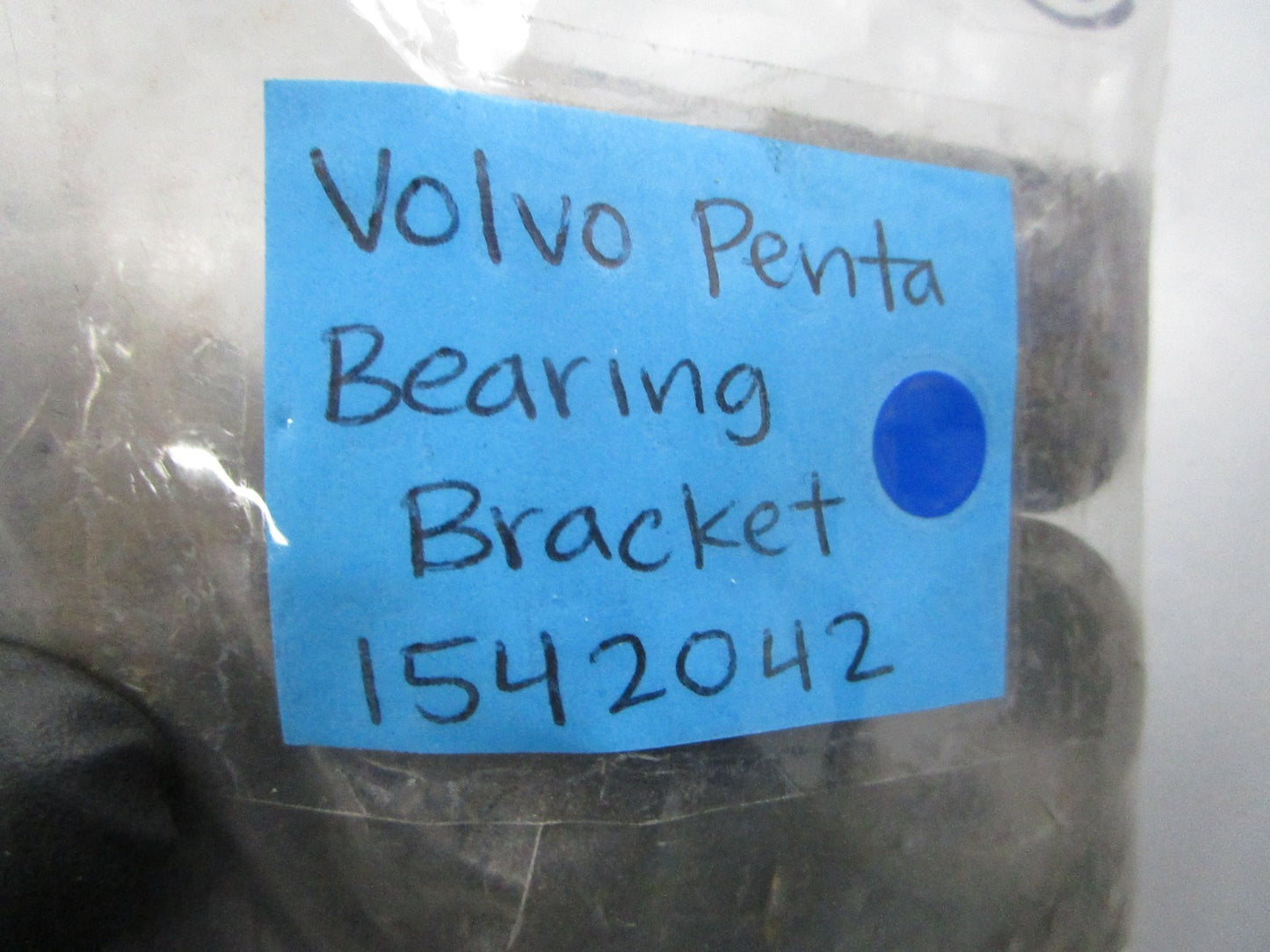 NEW OEM 1542042 Volvo Penta Bearing Bracket 0810