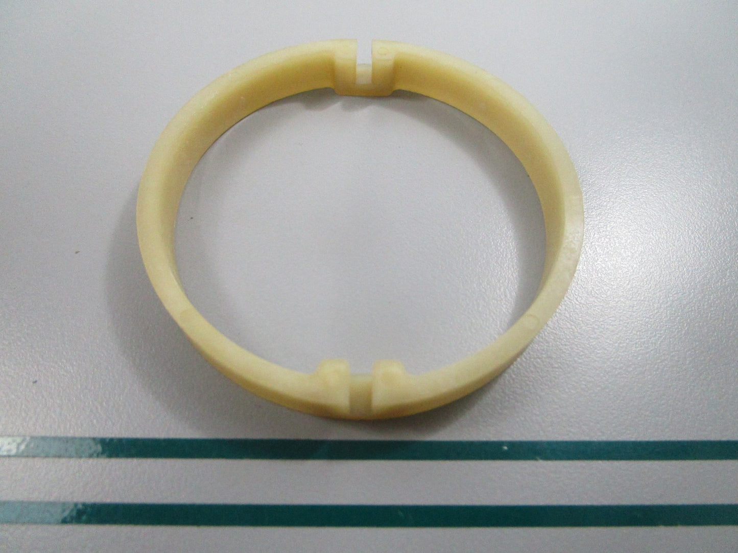 NEW OEM 60931 Mercury Quicksilver Retainer 0810