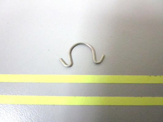 *NEW OEM* 0750 OMC Johnson Evinruide RETAINING CLIP 332089 0332089