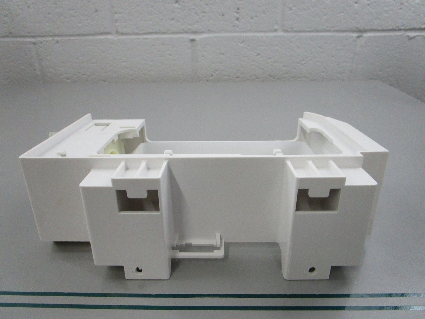 NEW OEM W10873791 Whirlpool Ice Maker Assembly 0810