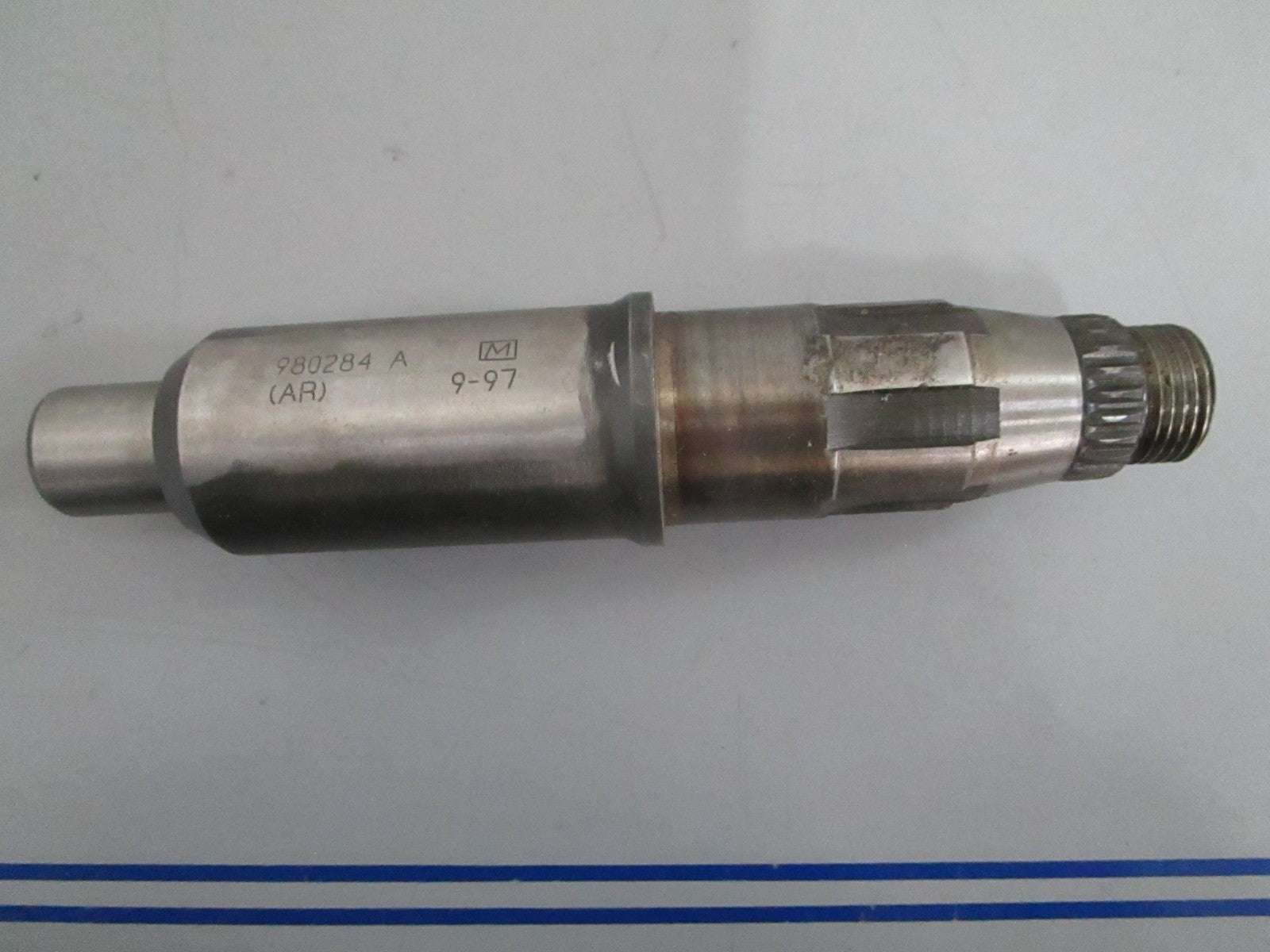 NEW OEM 980483 0980483 980284 OMC Johnson Evinrude Shaft 0820