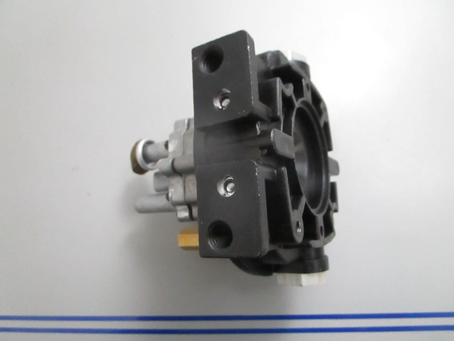 *NEW OEM* 0820 Mercury Quicksilver Adaptor 18528