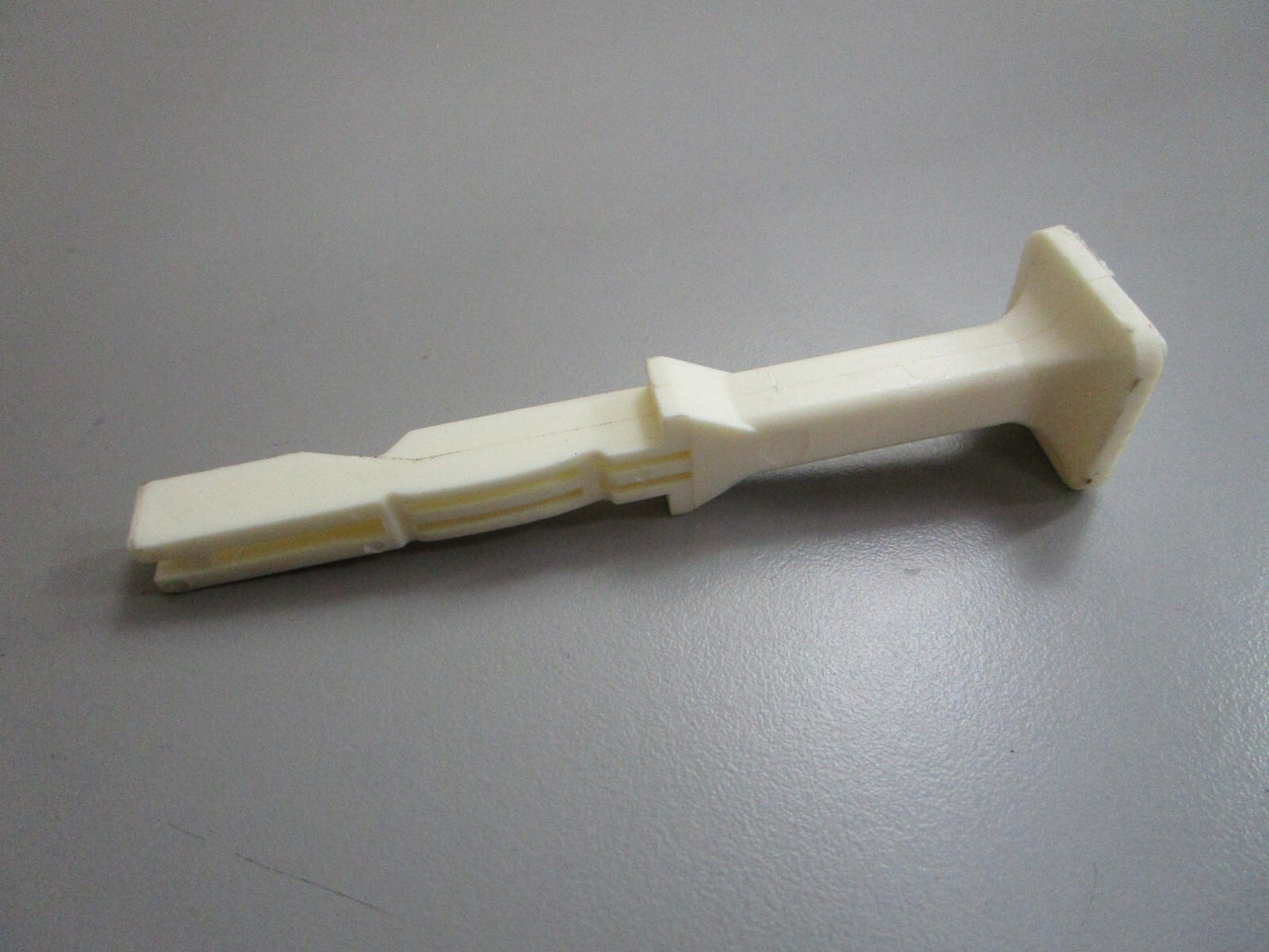 *NEW OEM* 0820 OMC Johnson Evinrude Choke Knob 207963 0207963