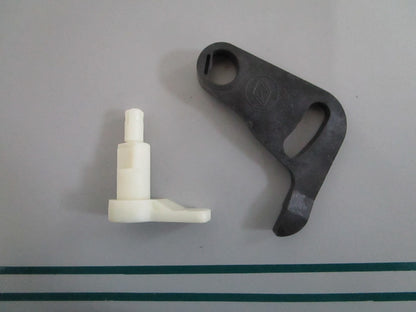 NEW OEM 398682 0398682 OMC Johnson Evinrude Cam & Lever Assy 0820