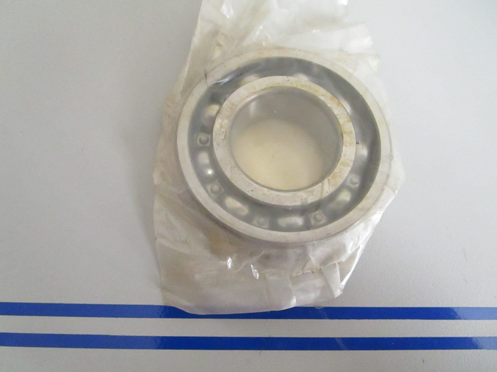 *NEW OEM* 0720 Tohatsu Nissan Ball Bearing 9601-3-6205