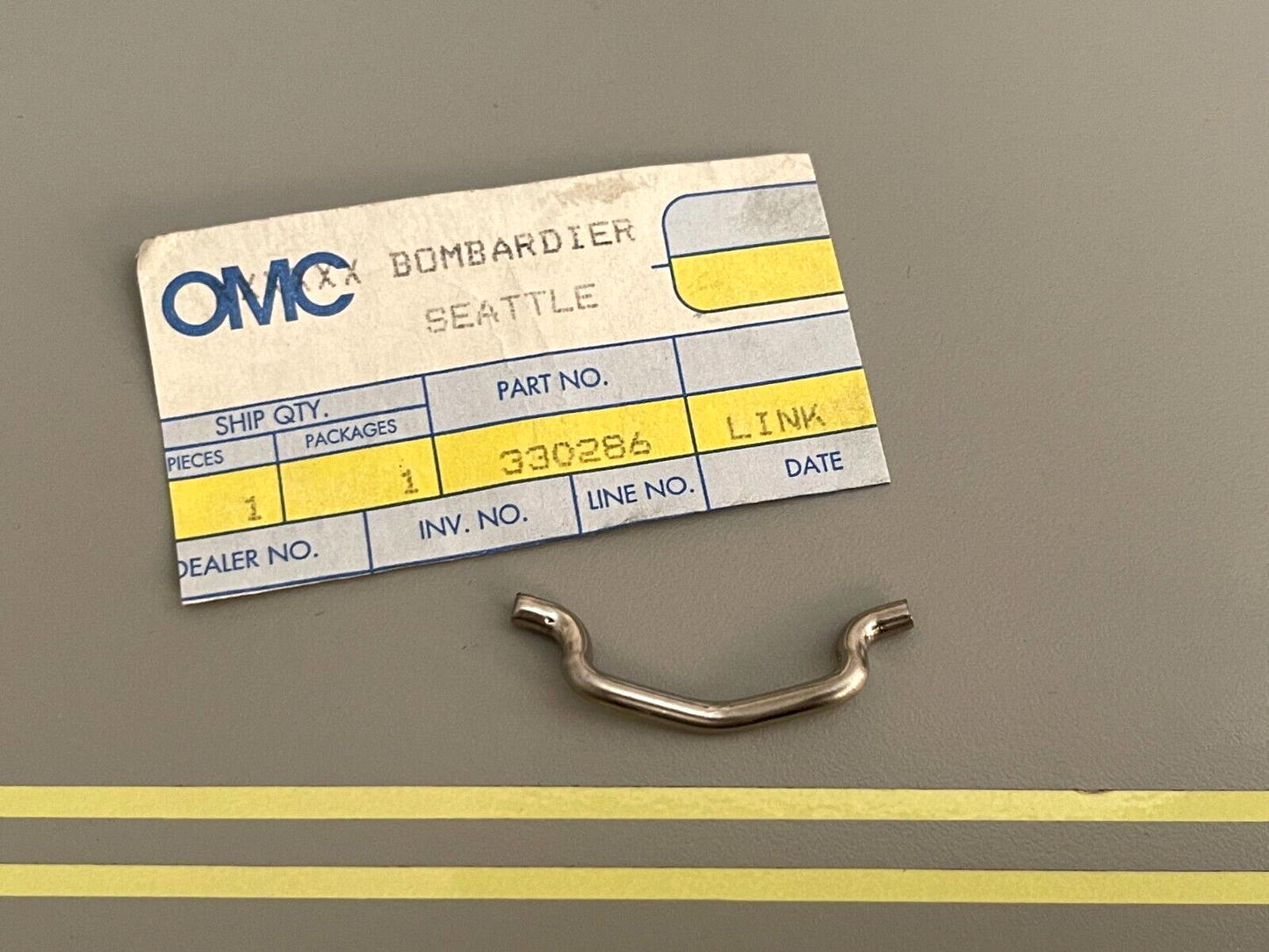 *NEW OEM* 0810 OMC Johnson Evinrude Link 330286 0330286