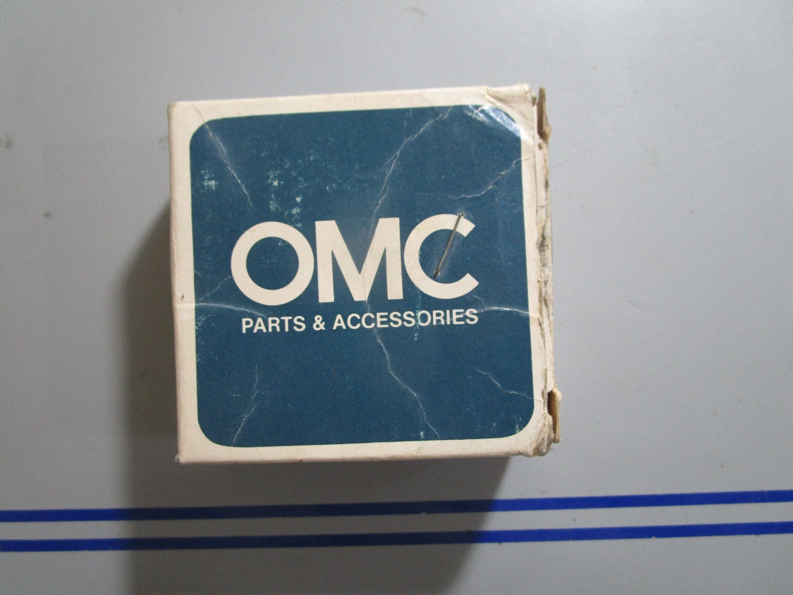 *NEW OEM* 0810 OMC Johnson Evinrude Bearing 379130 0379130 *Missing Shim*