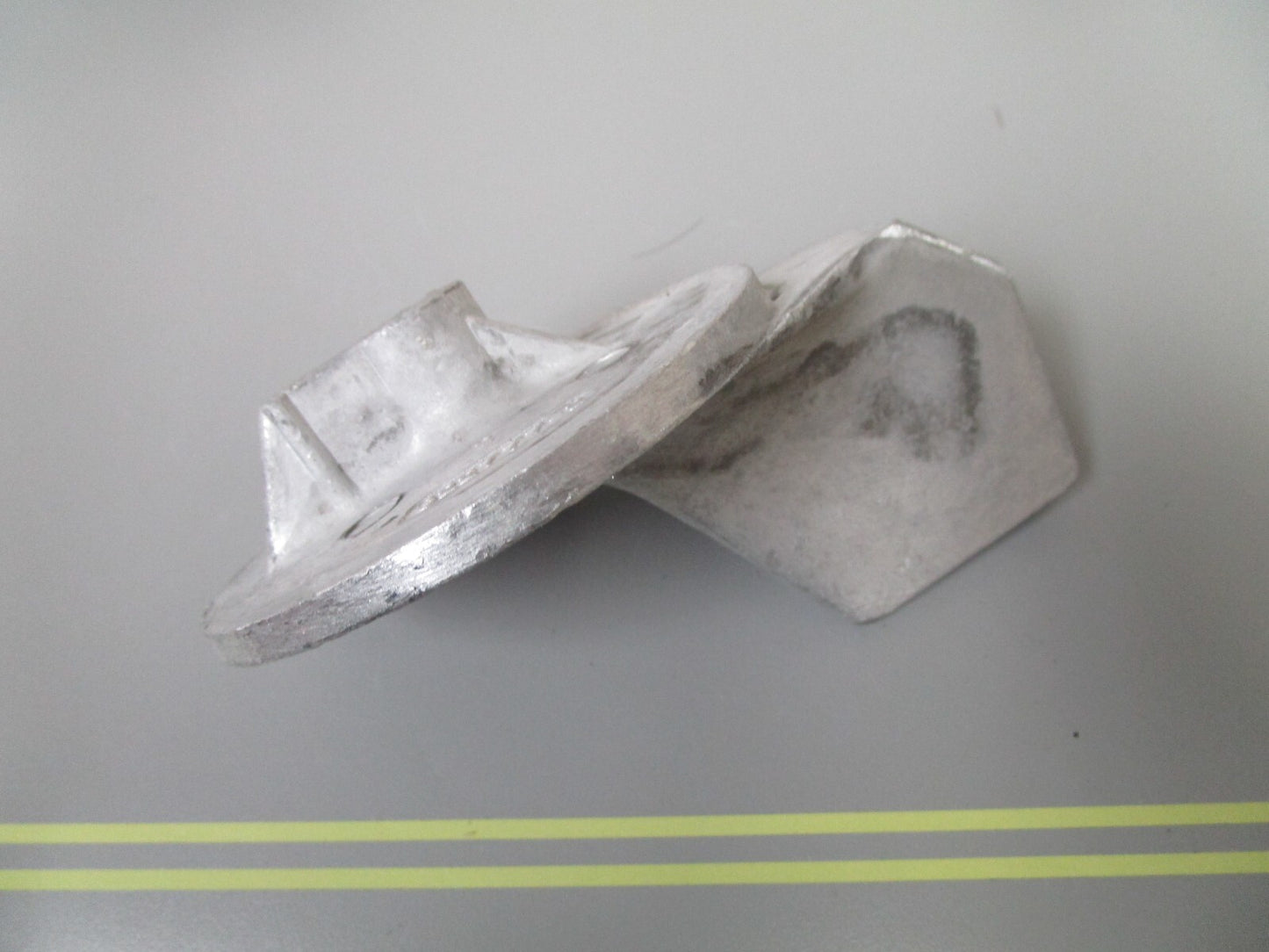 *NEW OEM* 0810 Mercury Quicksilver Trim Tab Anode 822777Q1 822777-2