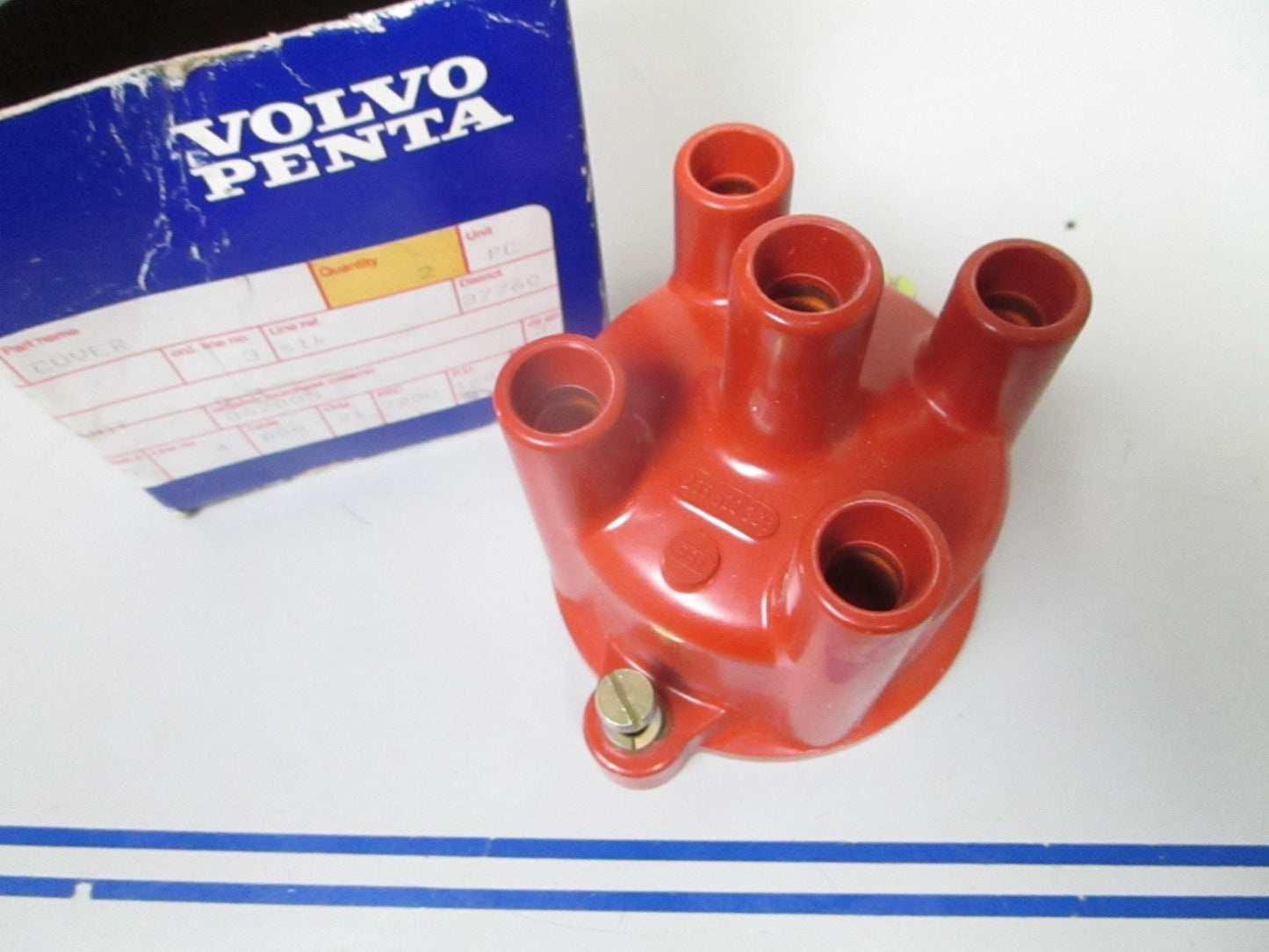 *NEW OEM* 0840 Volvo Penta Distributor Cap Cover 841263