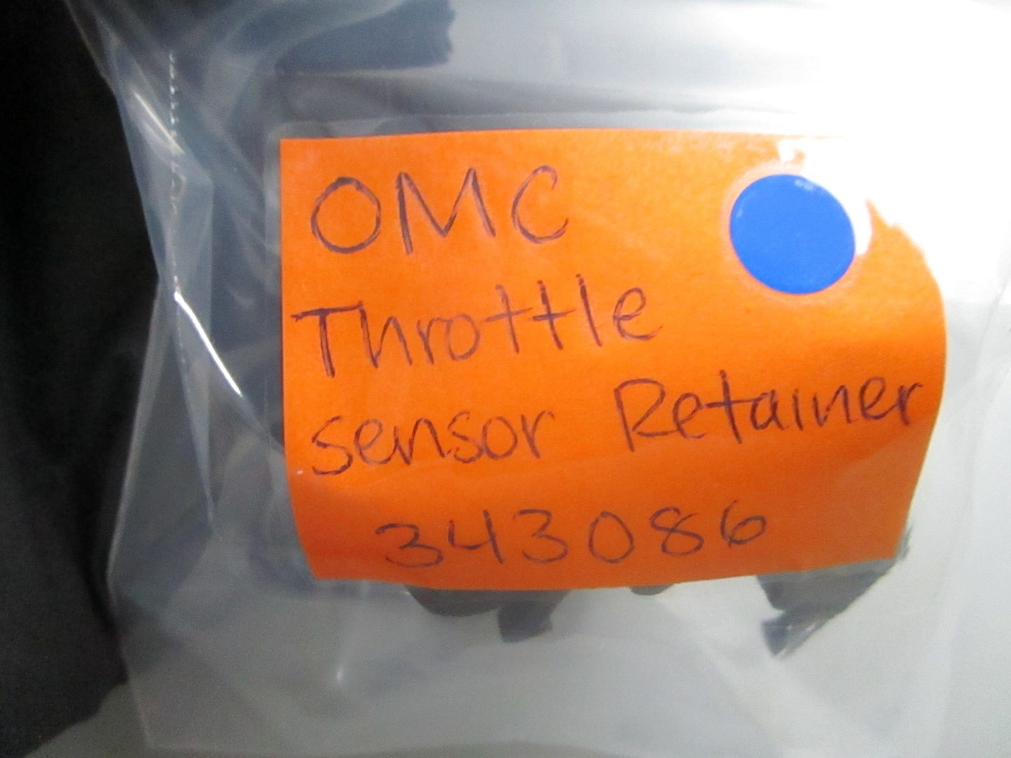 *NEW OEM* 0810 OMC Johnson Evinrude Throttle Sensor Retainer 343086 0343086