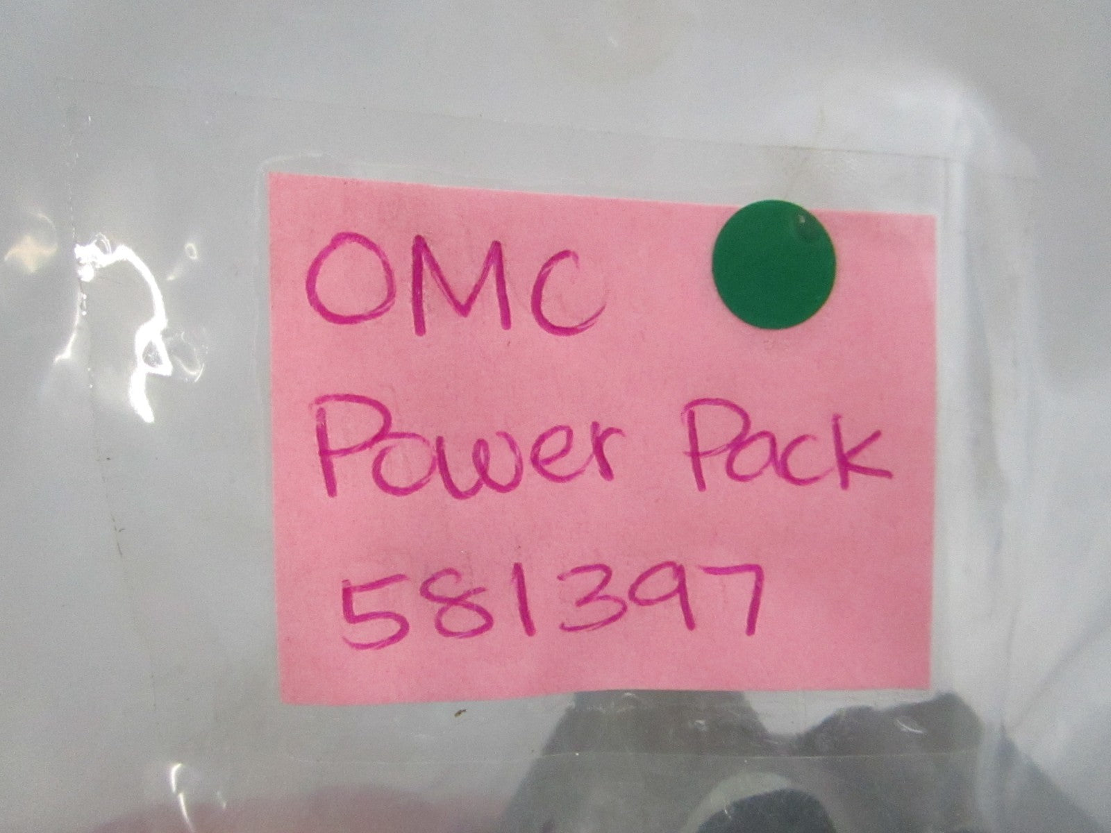 NEW OEM 581397 0581397 OMC Johnson Evinrude Power Pack 0810
