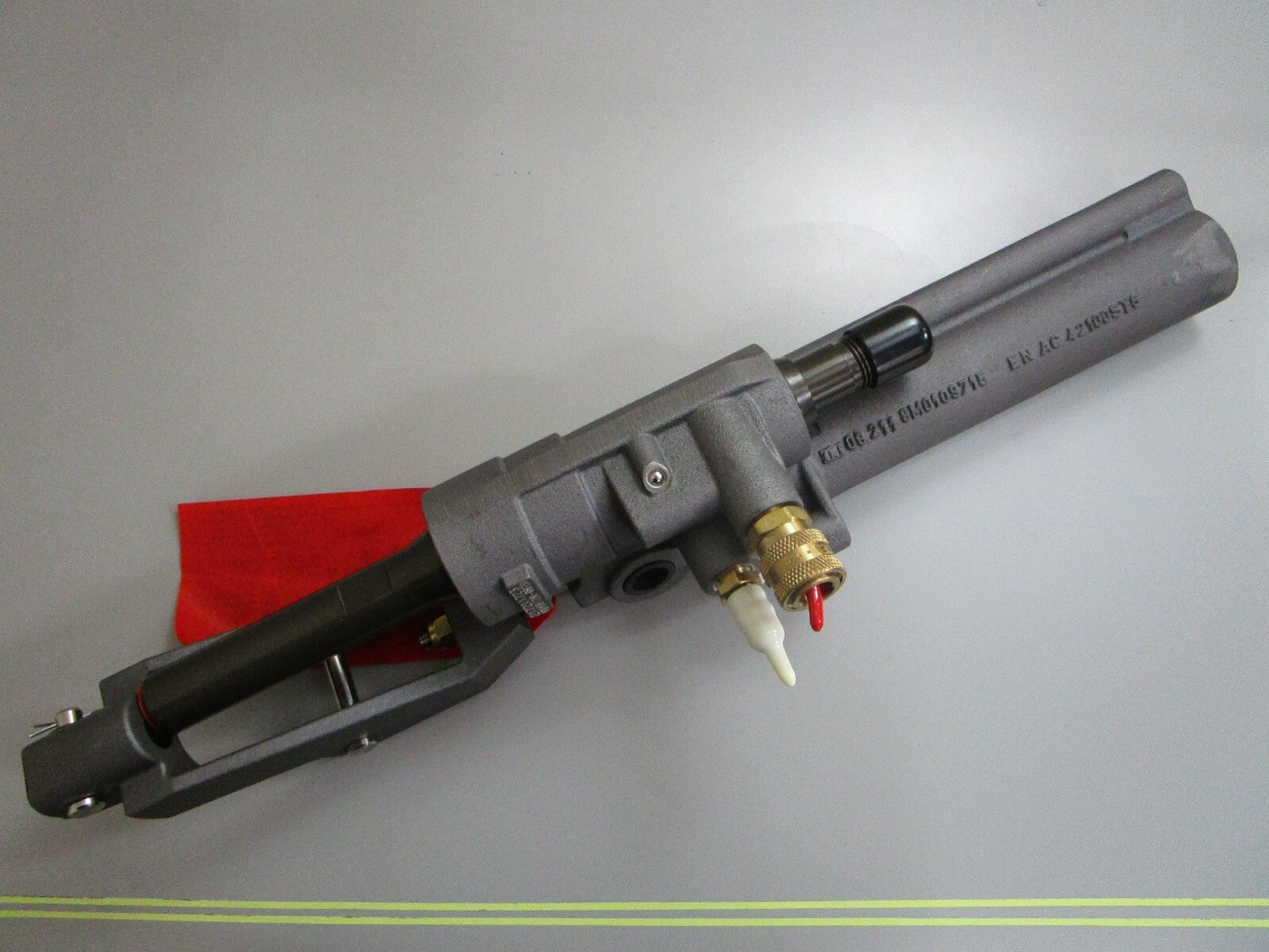 *NEW OEM* 0820 Mercury Quicksilver Power Steering Cylinder 8M010913 8M0109715