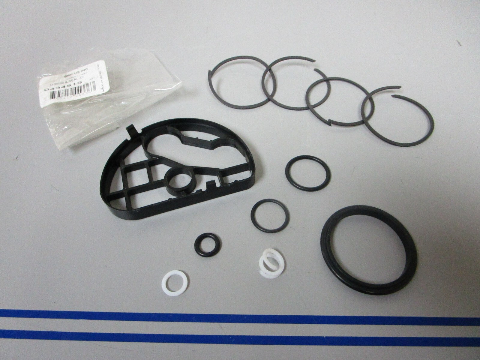 *NEW OEM* 0720 OMC Johnson Evinrude *Incomplete* Rebuild Kit 434519 0434519