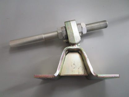 *NEW OEM* 0820 Volvo Penta Stern Attachment 853290