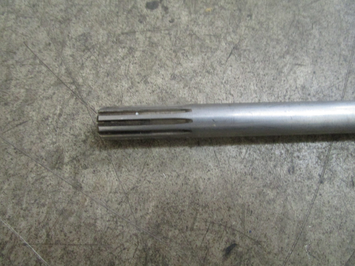 *NEW OEM* 0820 OMC Johnson Evinrude Drive Shaft 337939 0337939