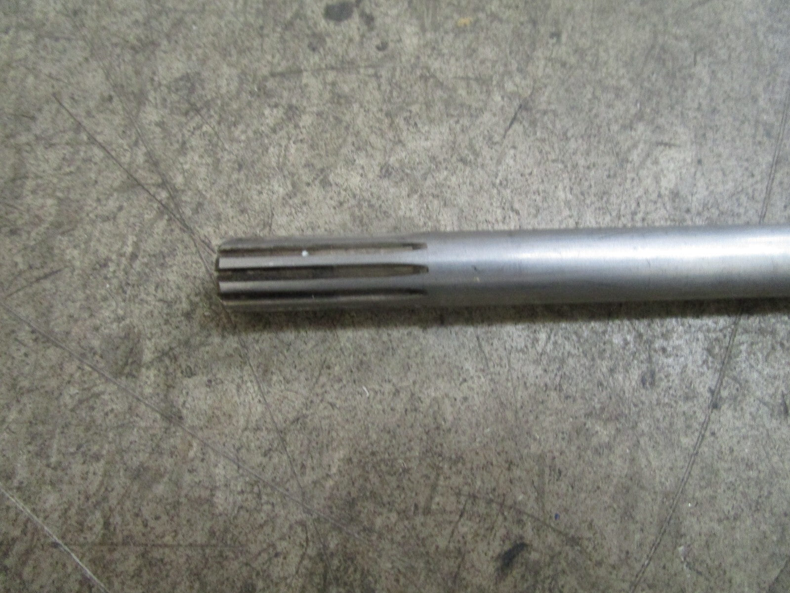 *NEW OEM* 0820 OMC Johnson Evinrude Drive Shaft 337939 0337939