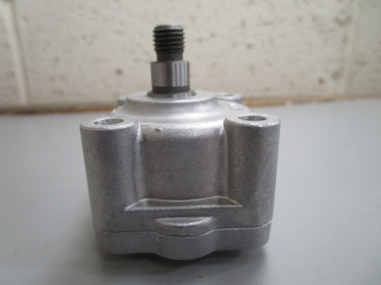 *NEW* 0820 Onan Oil Pump 185-2155