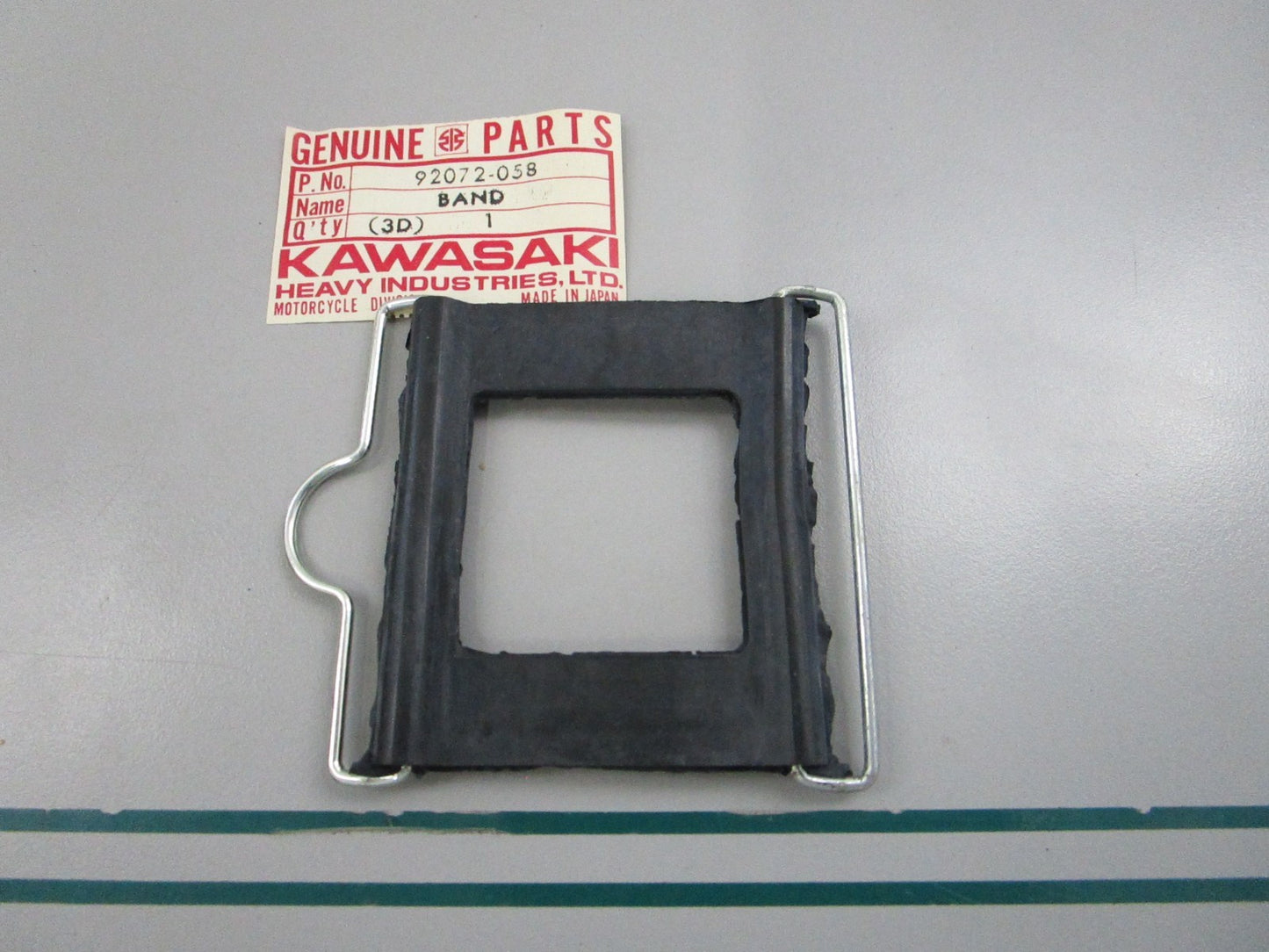 NEW OEM 92072-058 Kawasaki Band 0810