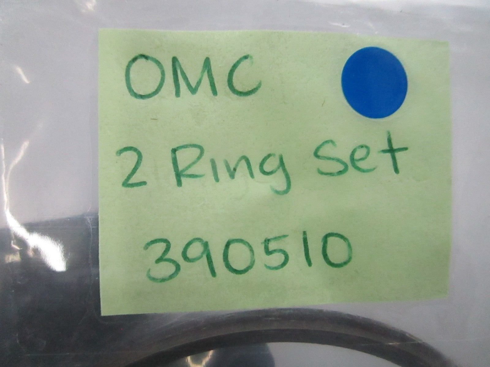 *NEW OEM* 0810 OMC Johnson Evinrude 2 Ring Set 390510 0390510
