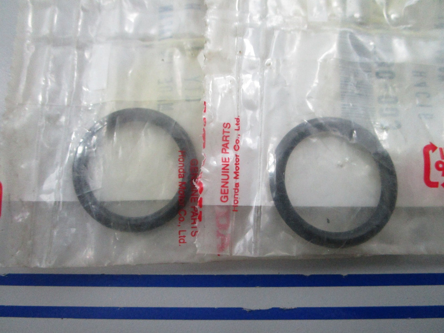 NEW OEM (LOT OF 2) Honda 78118-YB0-003 O-Ring 0810