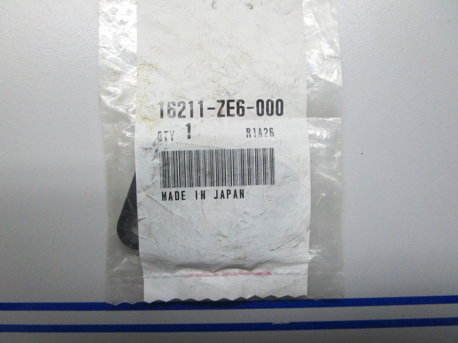 *NEW OEM* 0810 Honda Carburetor Insulator 16211-ZE6-000