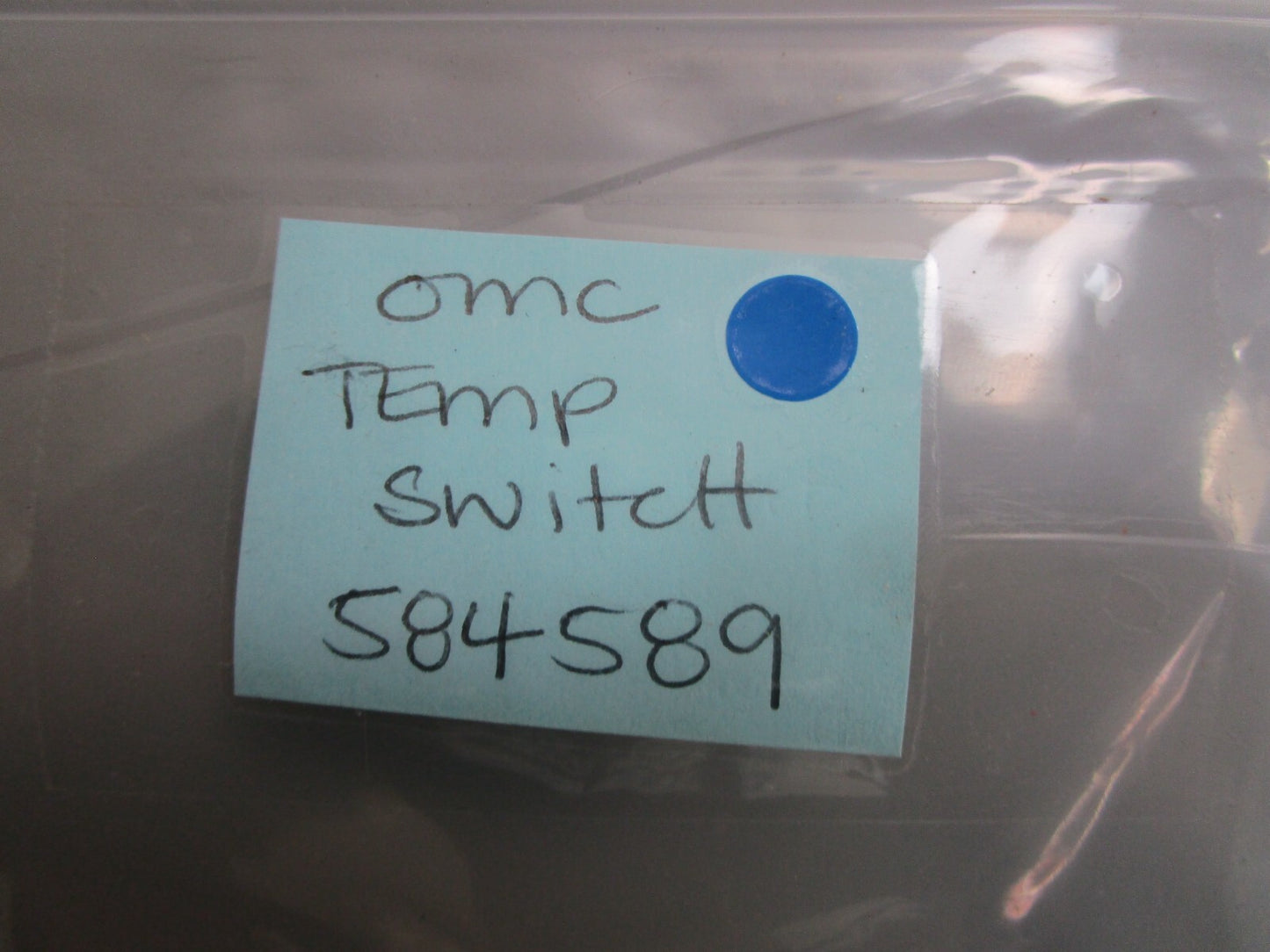 *NEW OEM* 0810 OMC Johnson Evinrude Temperature Switch 584589 0584589