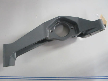 NEW OEM 914495 0914495 OMC Johnson Evinrude Bracket 0820