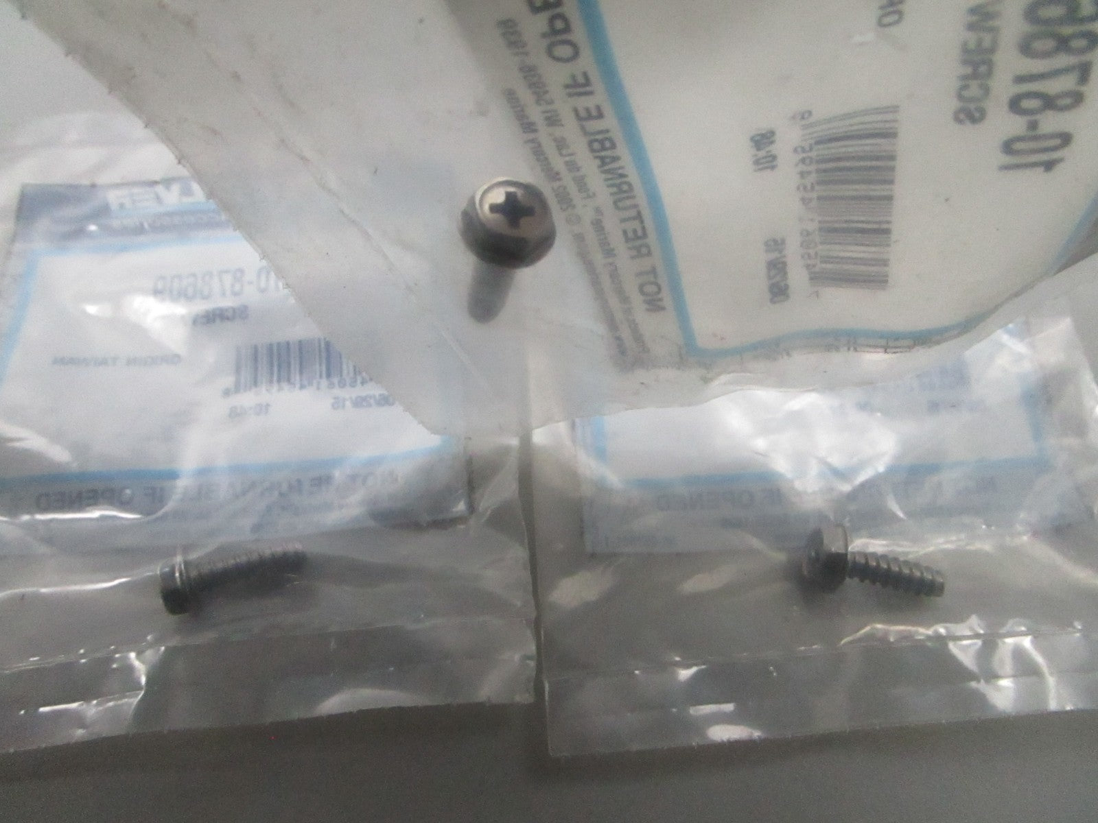 *NEW OEM* (LOT OF 3) 0810 Mercury Quicksilver Screw 10-878609