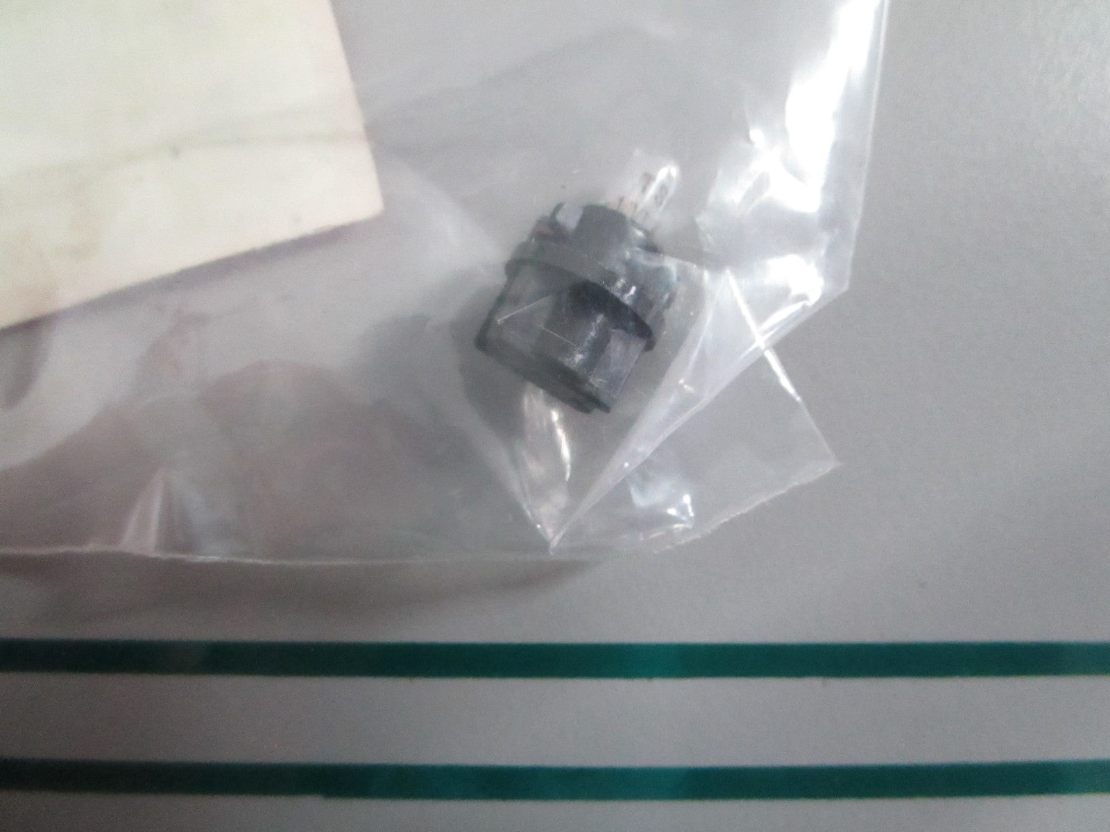 NEW OEM 35505-SCV-A01 Honda Bulb 0820