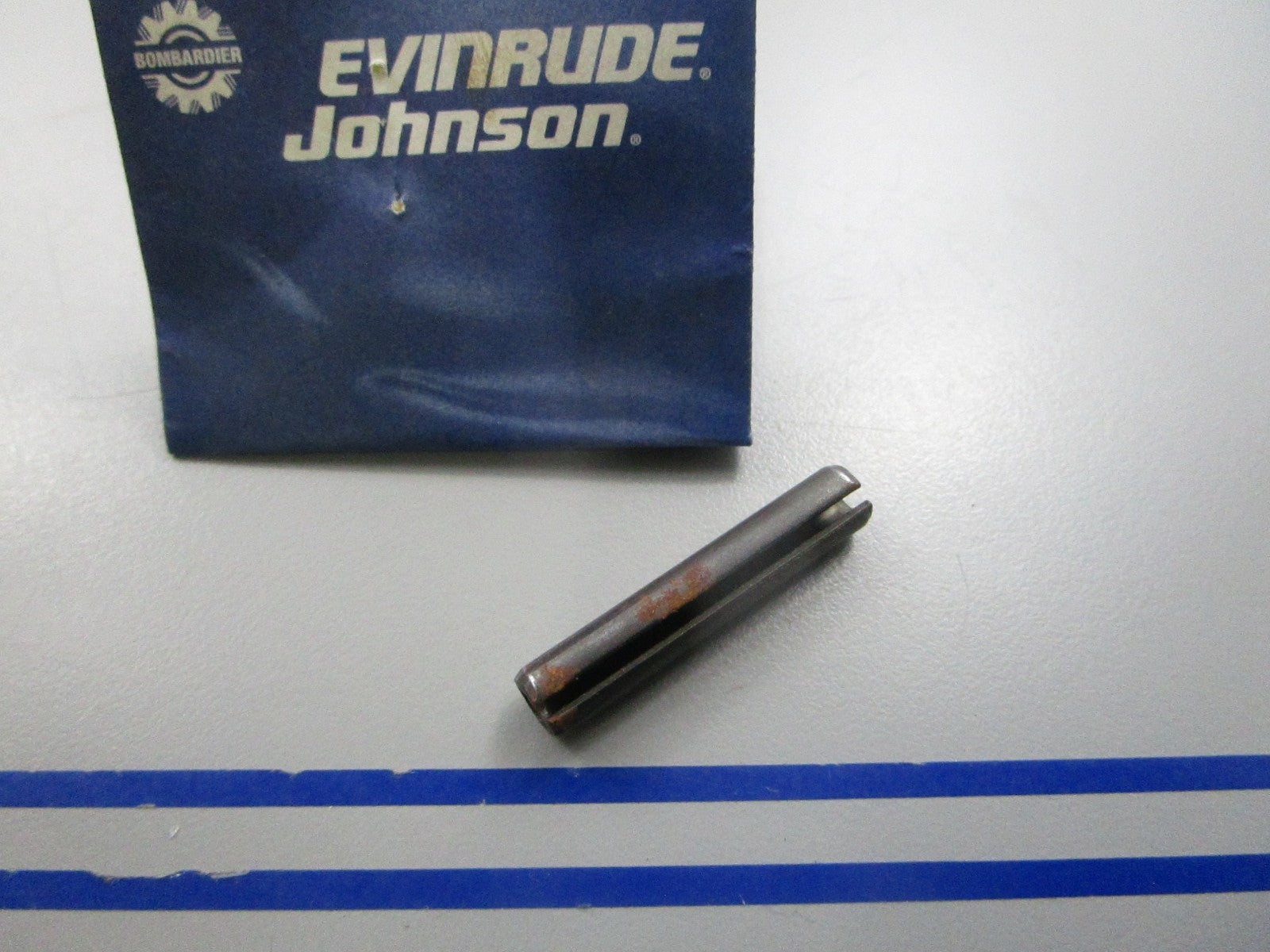 NEW OEM 311538 0311538 OMC Johnson Evinrude Roll Pin 0810