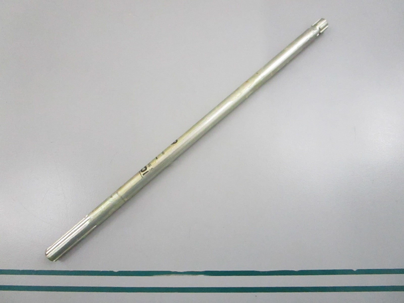 NEW OEM 56622A1 Mercury Quicksilver Shaft 0810