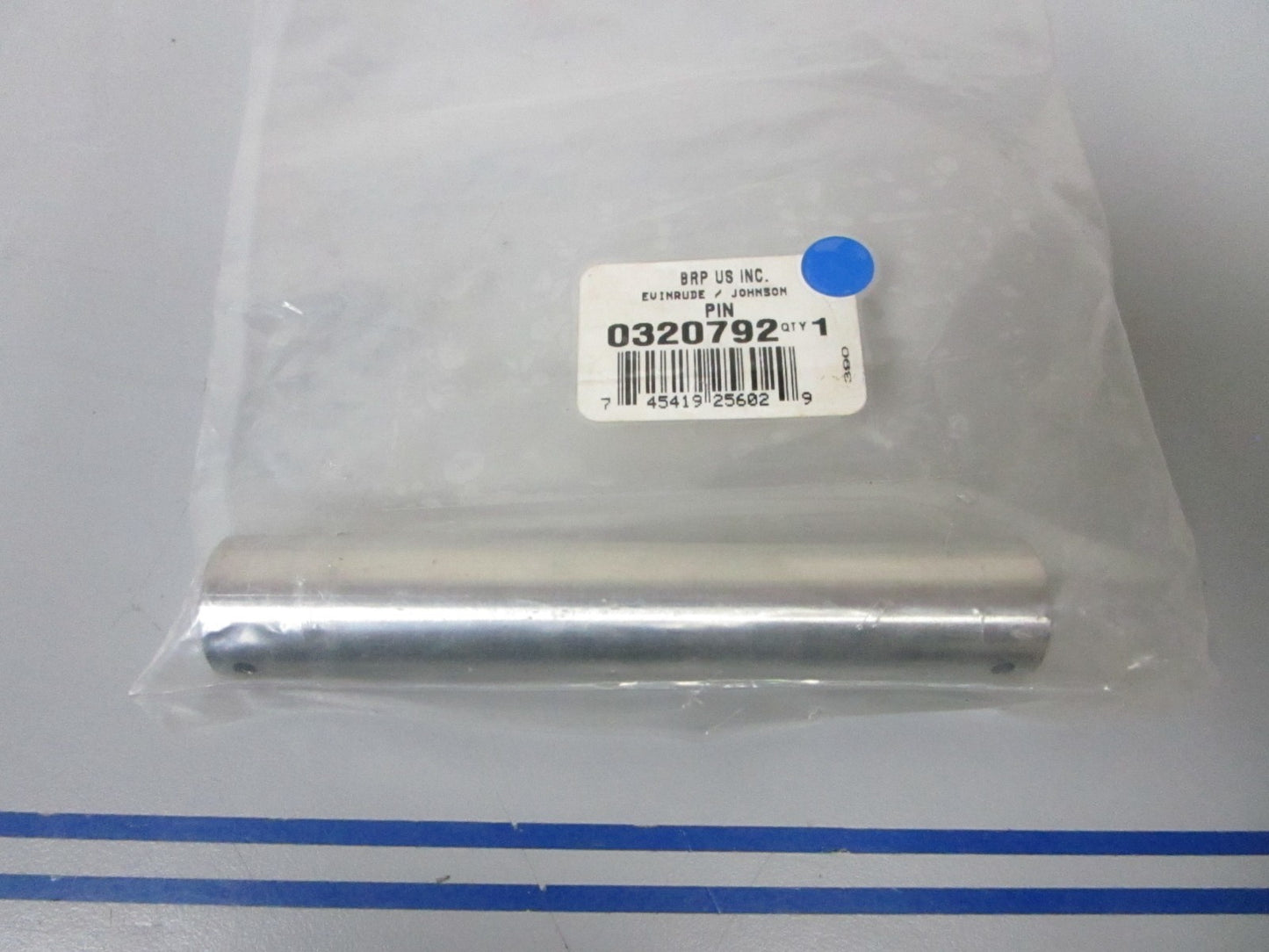 *NEW OEM* 0720 OMC Johnson Evinrude Pin 320792 0320792