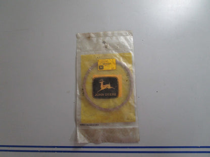 *NEW OEM* 0810 John Deere Seal M2348T
