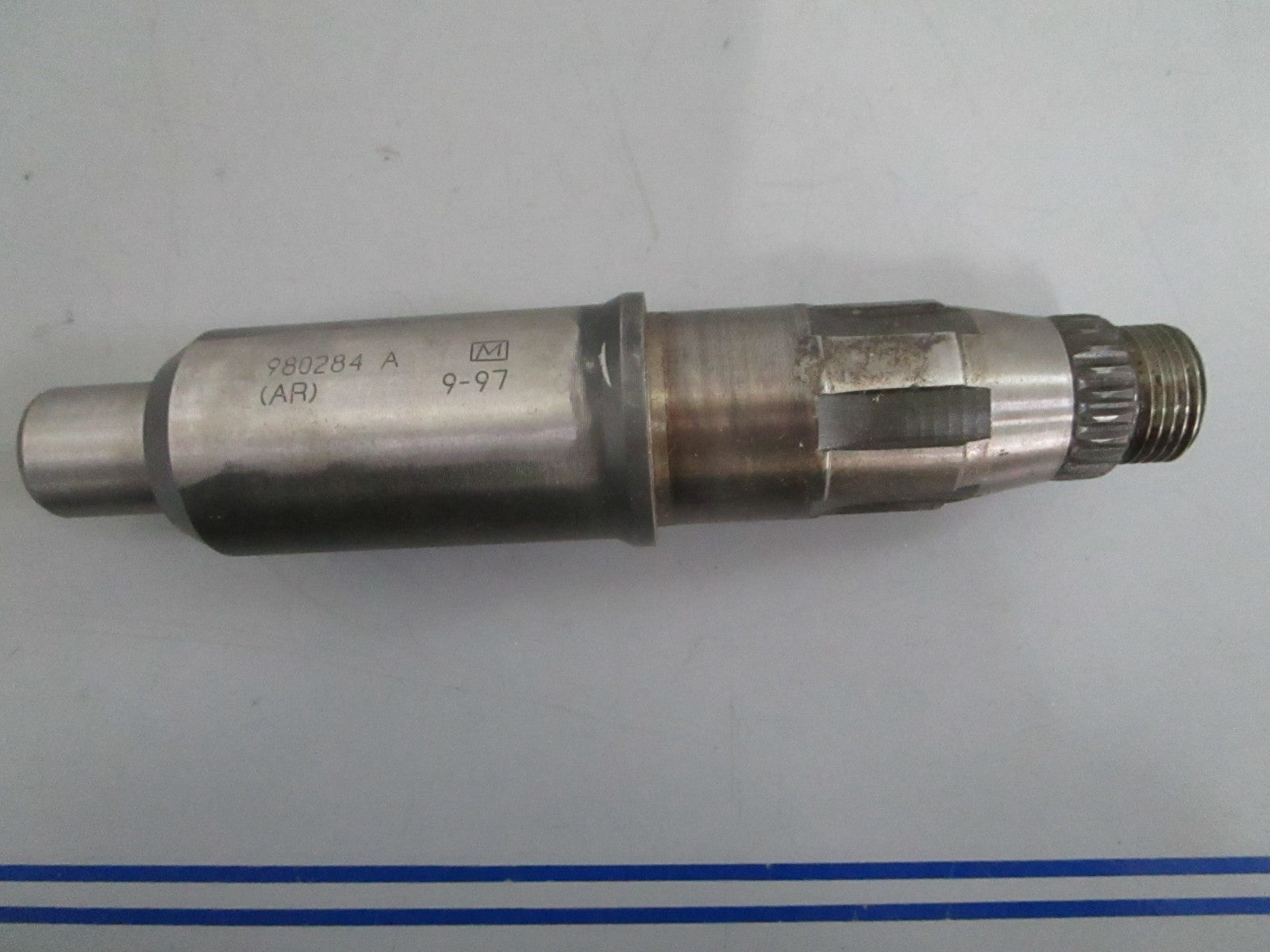 NEW OEM 980483 0980483 980284 OMC Johnson Evinrude Shaft 0820