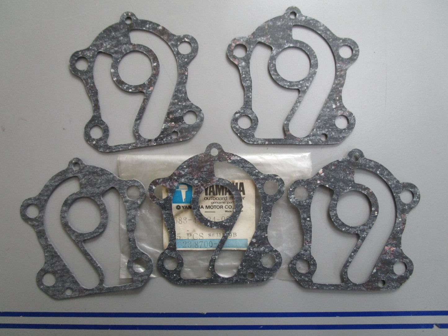 *NEW OEM* (LOT OF 5) 0820 Yamaha Gasket 688-44324-00-00