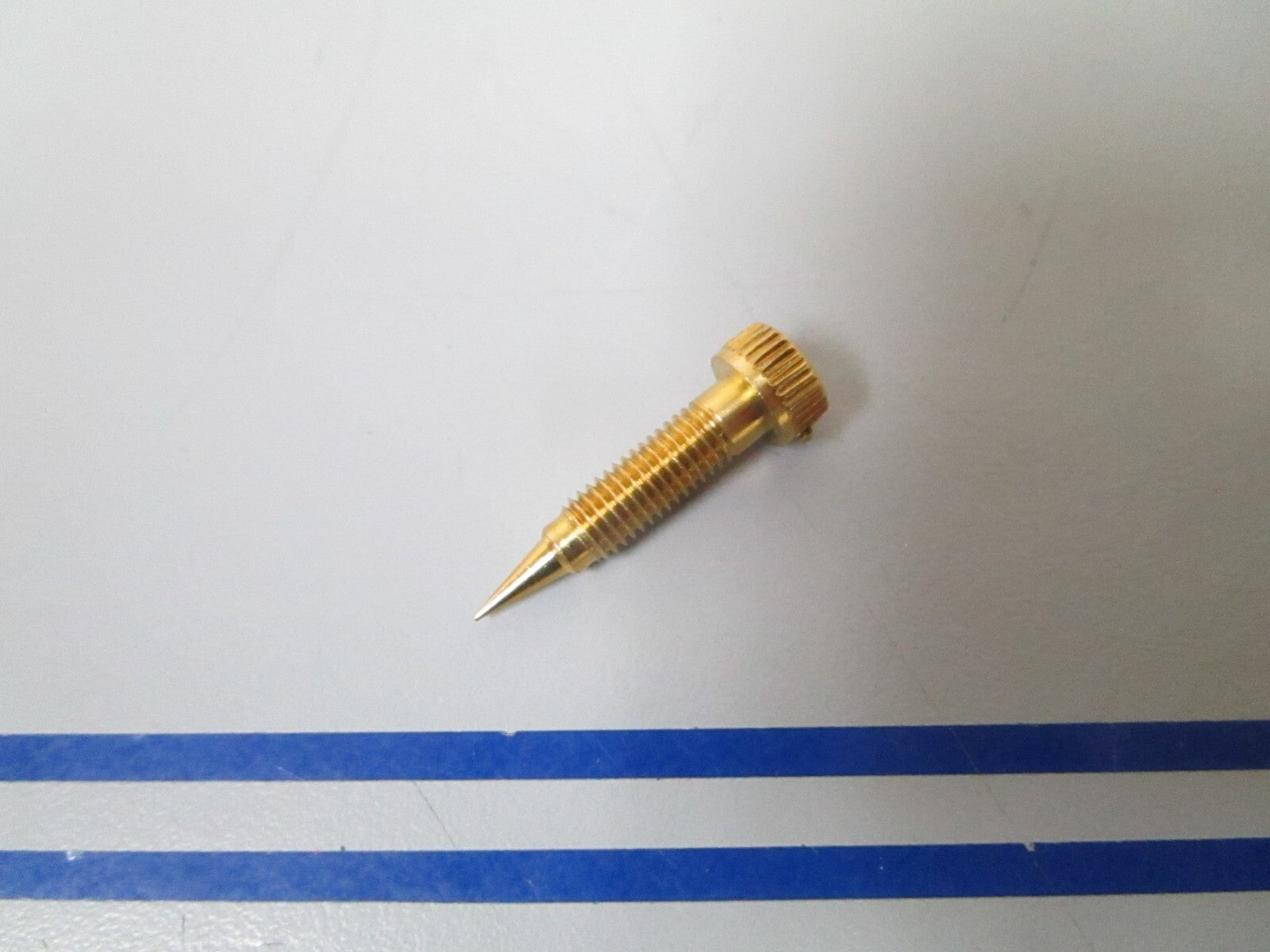 *NEW OEM* 0810 Volvo Penta Adjusting Screw 824780