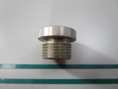 NEW OEM 814179 Volvo Penta Plug 0810