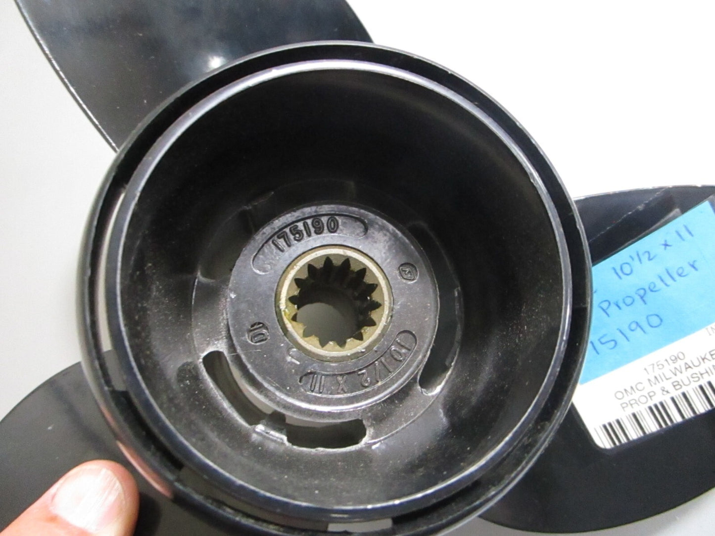 *NEW OEM* 0720 OMC Johnson Evinrude 10 ½ x 11 RH Propeller 175190 0175190