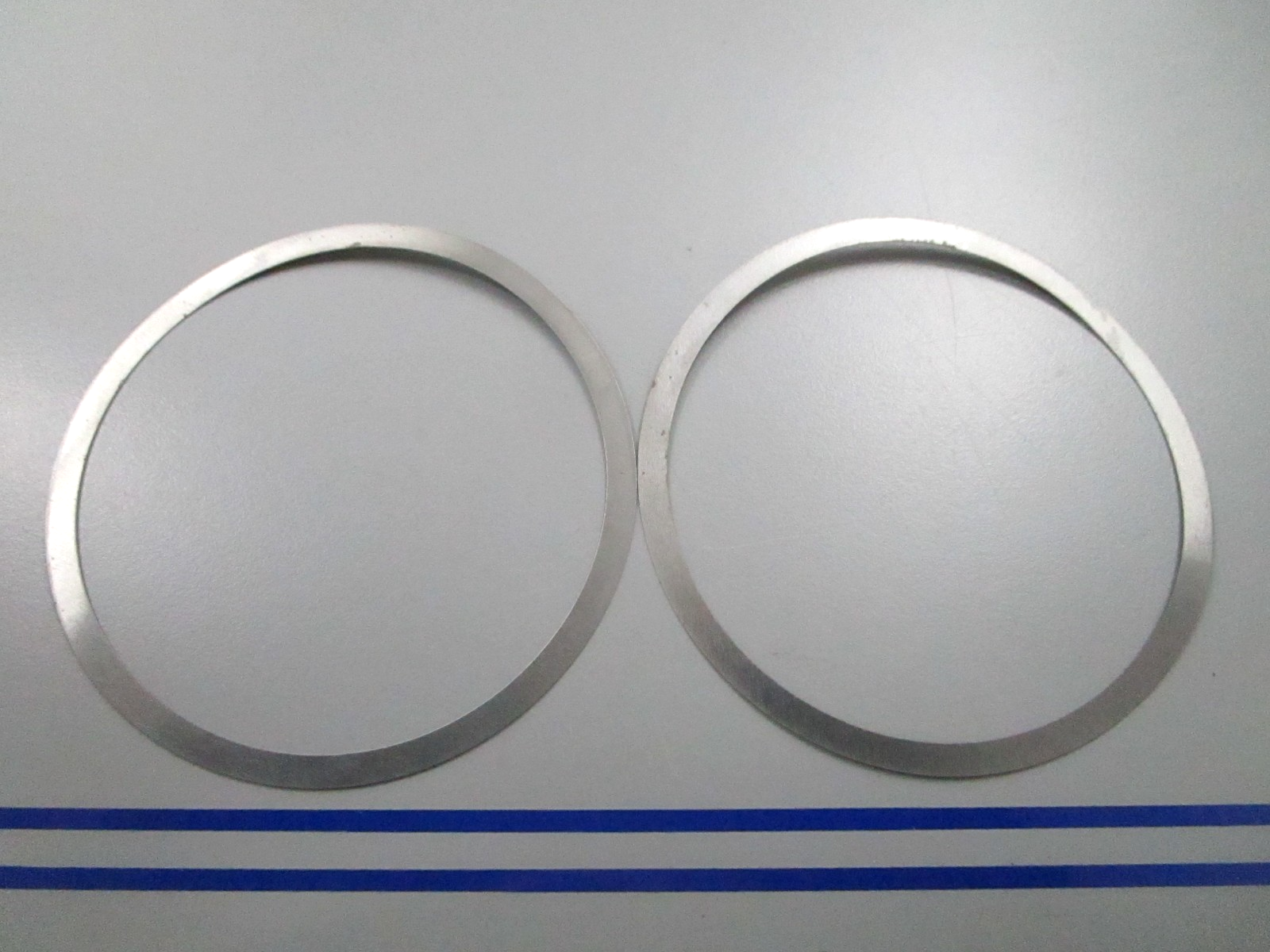 *NEW OEM* 0810 Volvo Penta 2 Shim Set 943867
