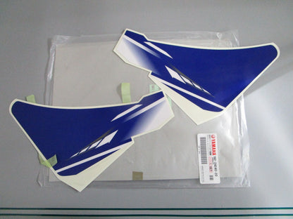 NEW OEM 1B2-24240-20-00 Yamaha Graphic Set 0820