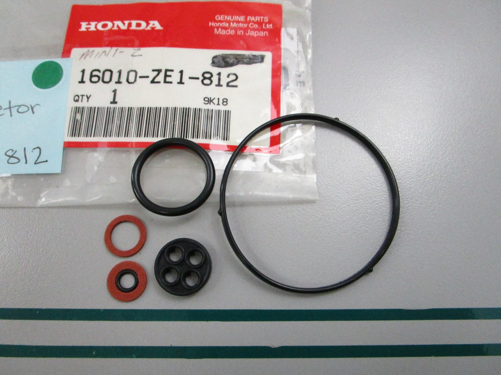 NEW OEM 16010-ZE1-812 Honda Carburetor Kit 0810
